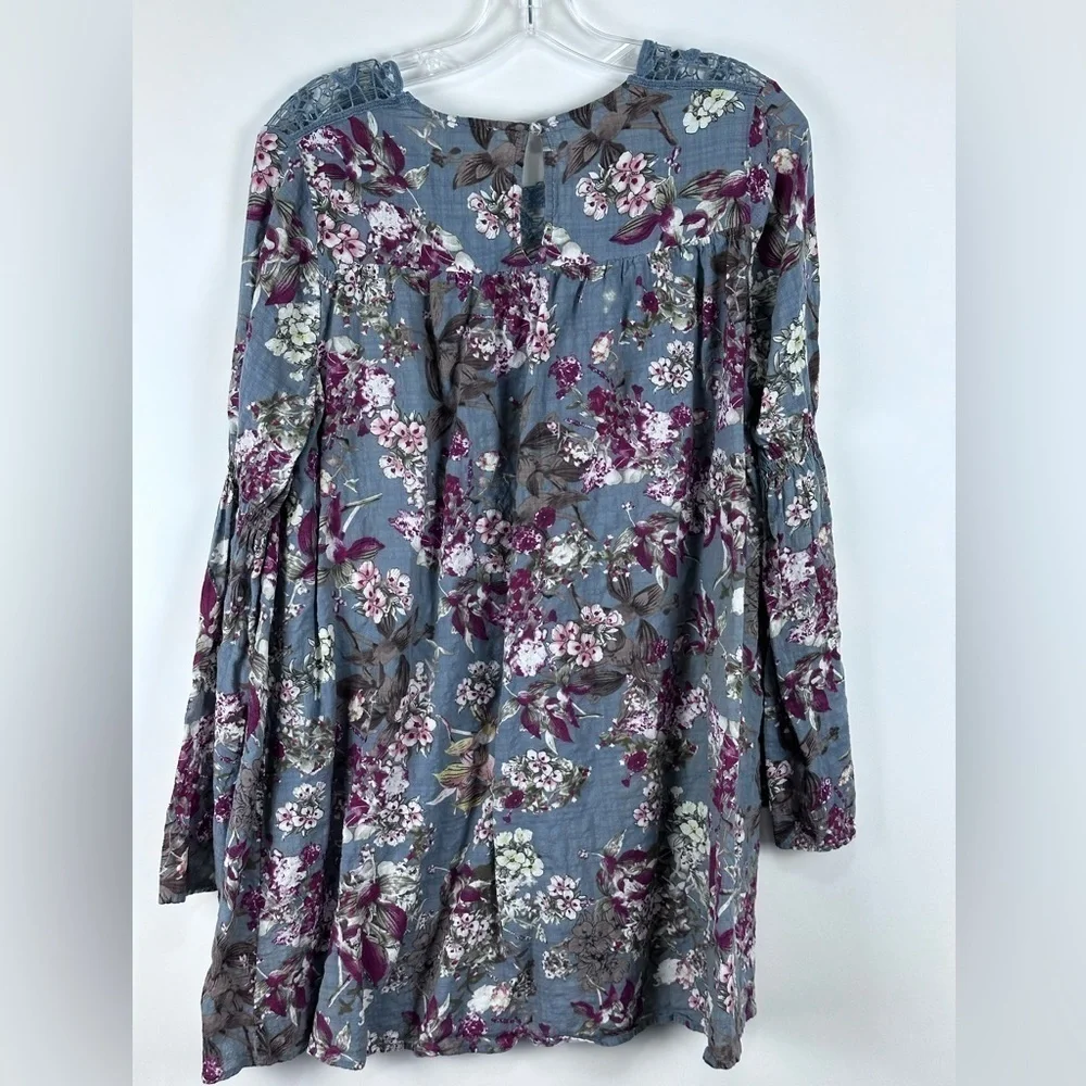 Women's Floral Poetic Sleeve Mini Dress - Picture 5 of 9